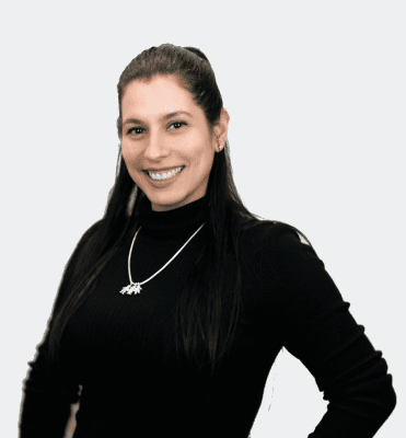 Marisa from the Carlos Spera Plastic Surgery team